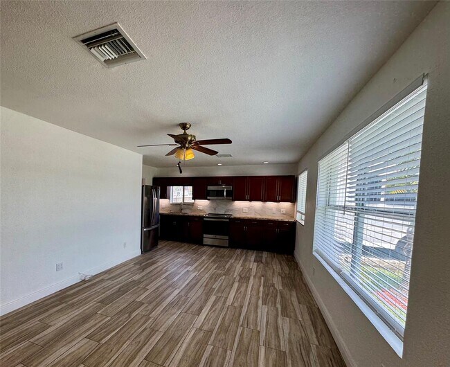 Building Photo - $2,950MONTHLY;3120 SW 35TH AVE WEST PARK, ...