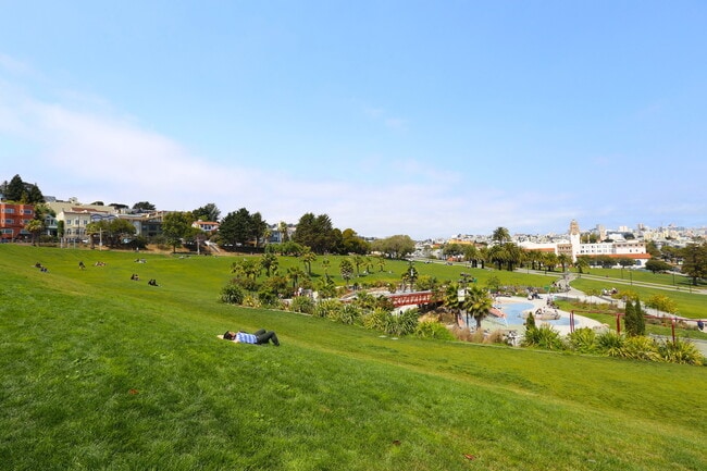 Building Photo - 309-311 Church Street