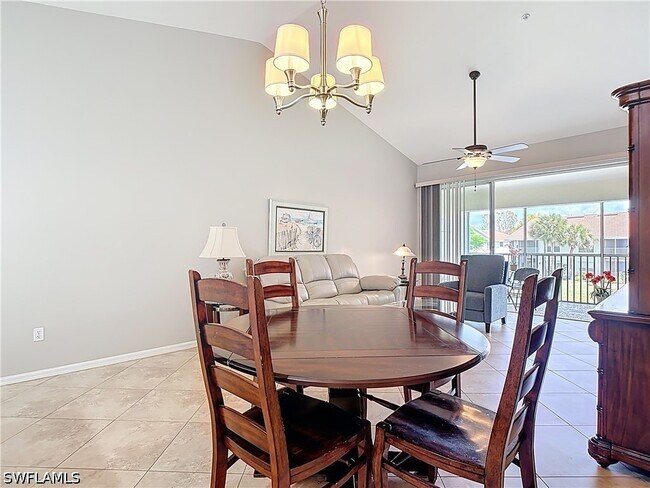 Building Photo - 4970 Deerfield Way