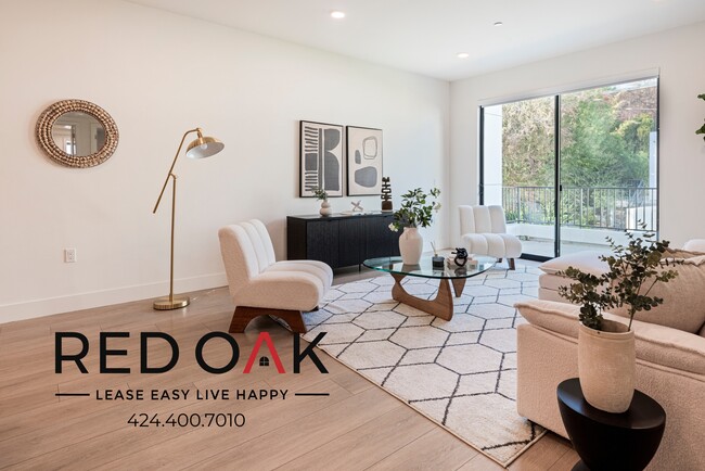 Building Photo - Modern Two Bedroom Featuring an Expansive ...