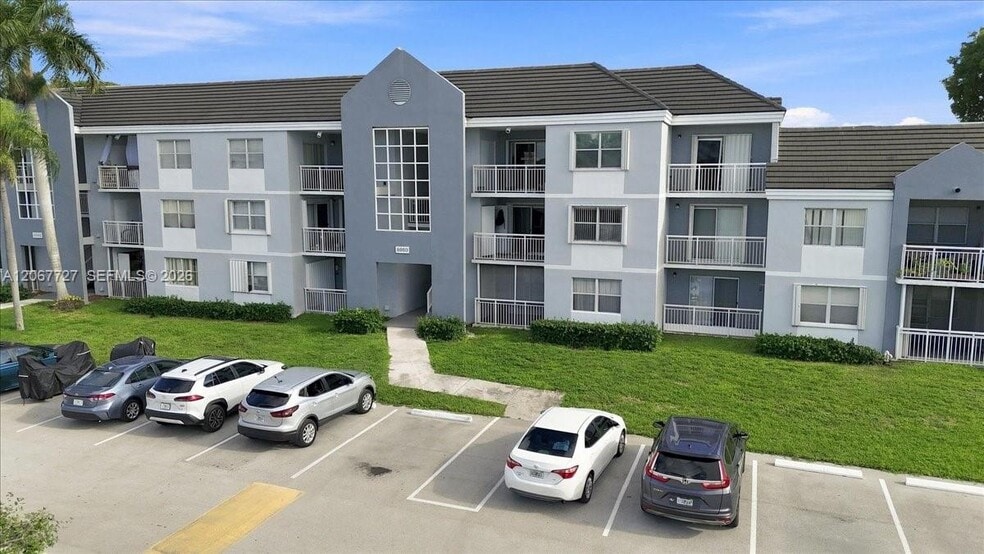 Building Photo - 8660 SW 212th St