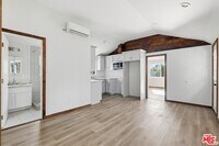 Building Photo - 2163 W 27th St