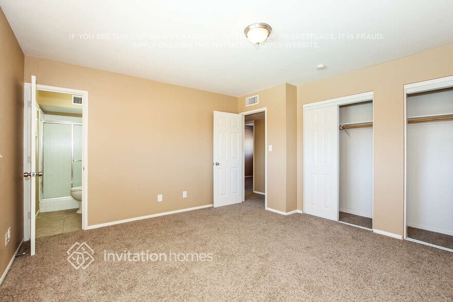 Building Photo - 5041 W Sandra Terrace