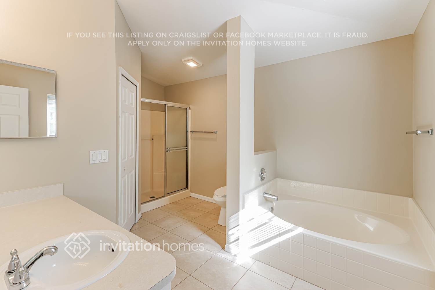 Building Photo - 2257 Deercroft Dr