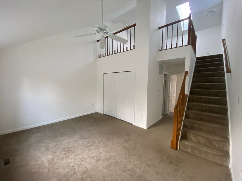 Building Photo - 8160 Cliffview Ave