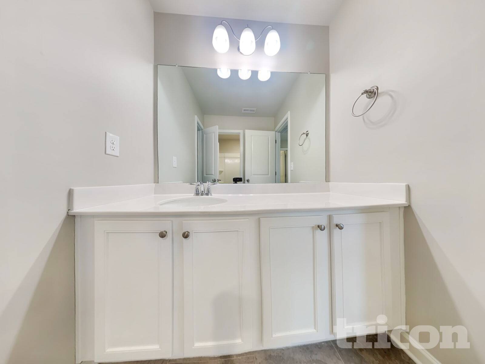 Building Photo - 7528 Congregation St