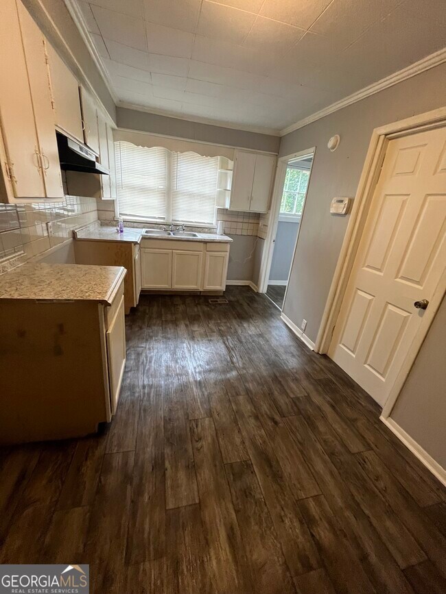 Building Photo - 3423 Flamingo Dr