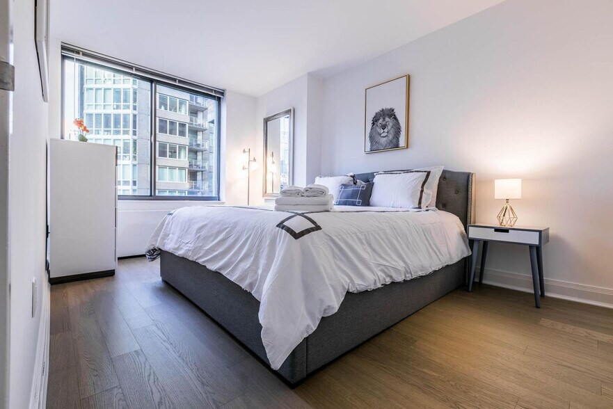 Building Photo - 47 E 33rd St