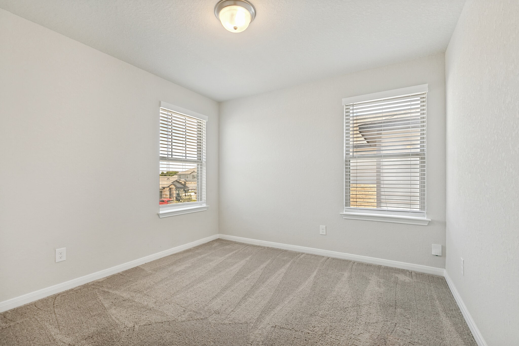 Building Photo - 9511 Bonito Falls Dr