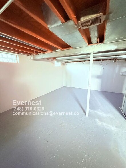 Building Photo - 20931 Vermander Ave
