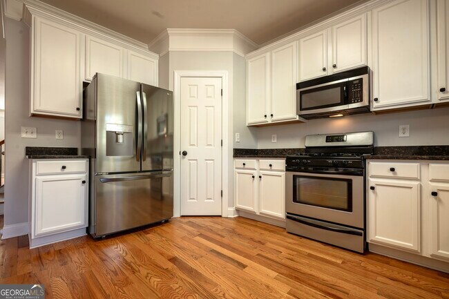 Building Photo - 2249 Ewell Park Dr NW