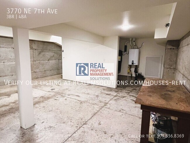 Building Photo - 3770 NE 7th Ave