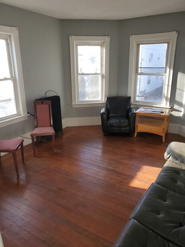 24 Ave 24 Ave Providence RI 02905 Apartment Finder