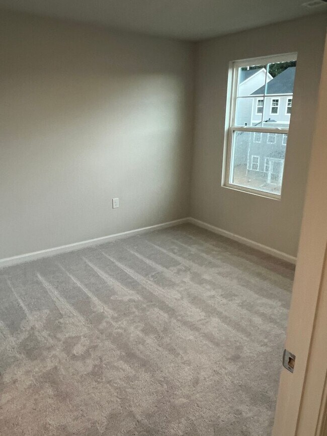 Building Photo - 3bd/3.5 ba Townhome for rent @ Rosedale in Wake Forest