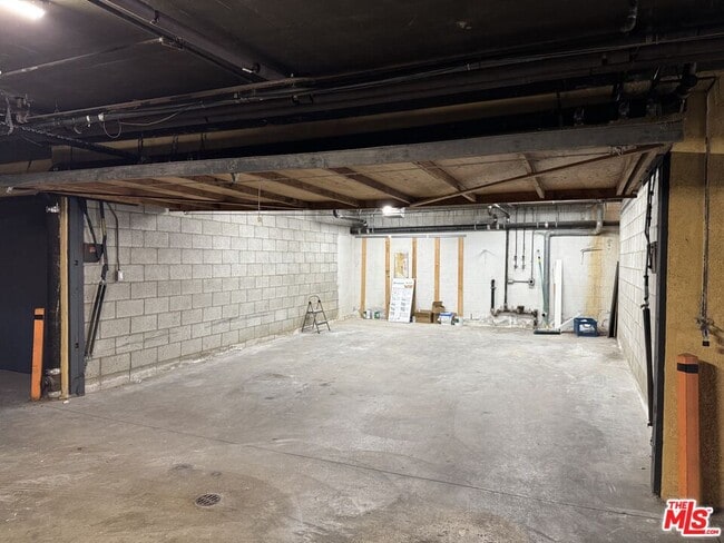 Building Photo - 1010 4th St