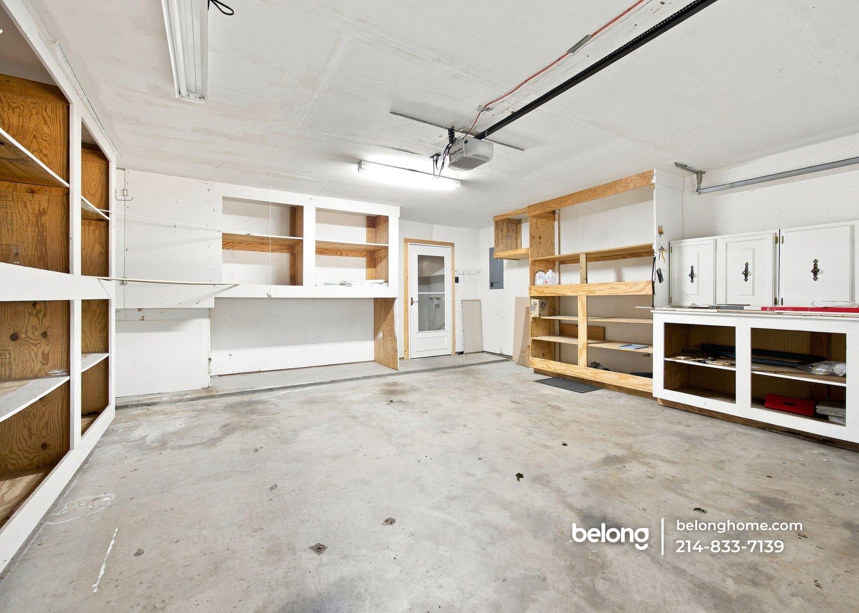 Building Photo - 1624 Lands End St