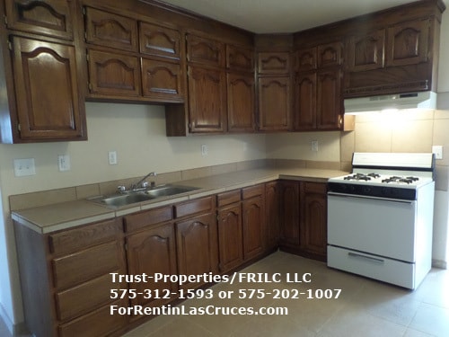Building Photo - Great remodeled Country Home