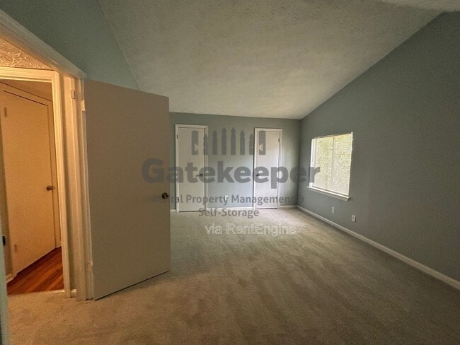 Building Photo - 161 Sterling Ridge Dr