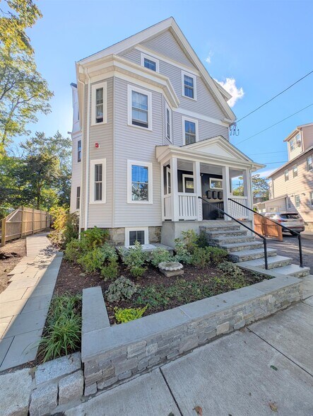 Building Photo - 86 Orchard St