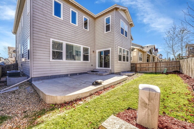 Building Photo - $2,950.00 - 3 Bedrooms, 2.5 Bathrooms, Single Family Home in Circle Rock with Cozy Fireplace!