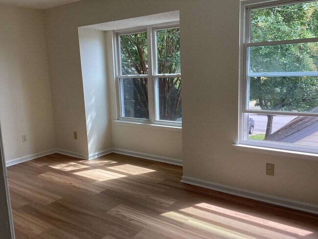 Building Photo - Ocean Lakes