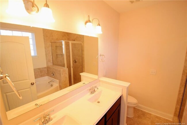 Building Photo - 154 Heatherwood Dr