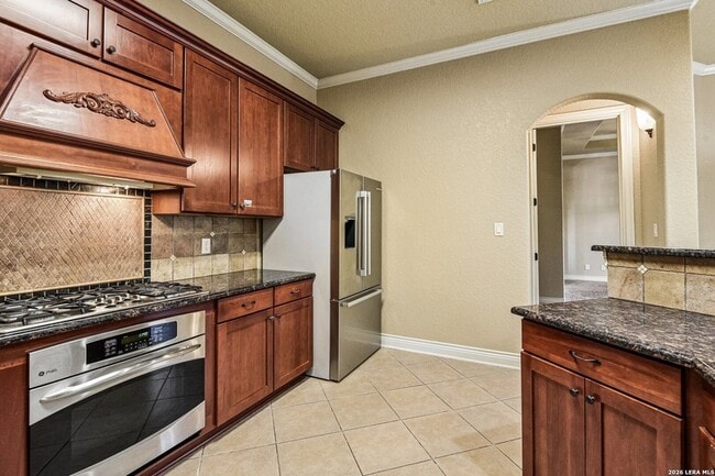 Building Photo - 4911 Country Cv