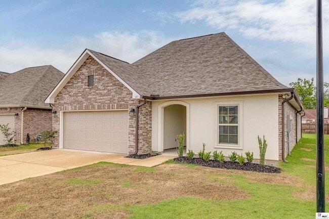 Building Photo - 141 Dutchman Dr