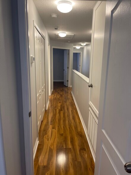 Building Photo - 4152 Winding Vine Dr