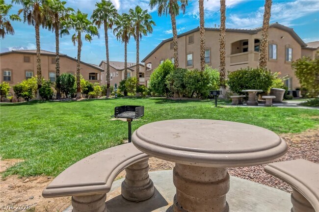 Building Photo - 8985 S Durango Dr