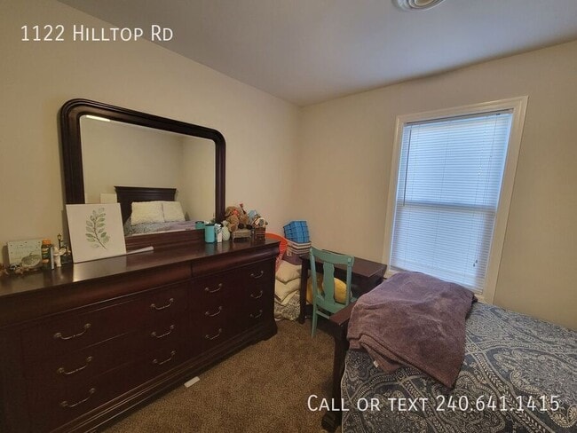 Building Photo - 1122 Hilltop Rd