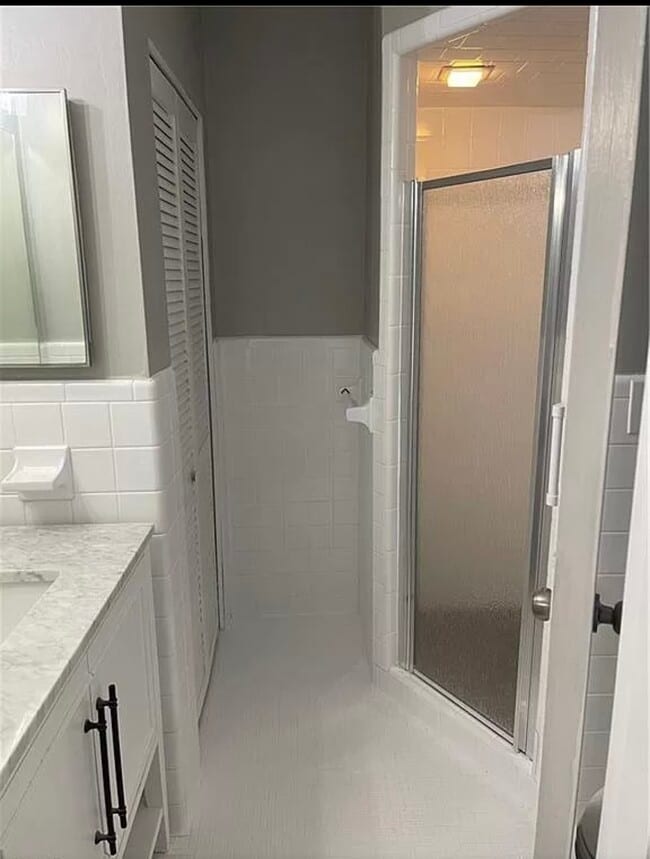 Building Photo - 4792 Champion Ct