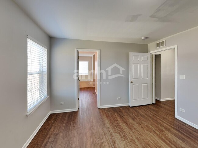Building Photo - 2766 Middleton Ct