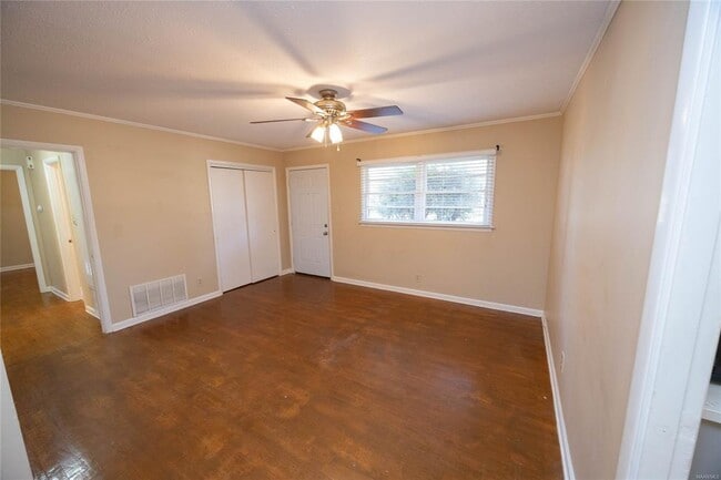 Building Photo - 3418 Milan Dr