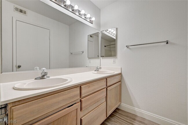 Building Photo - 3115 Casey Dr