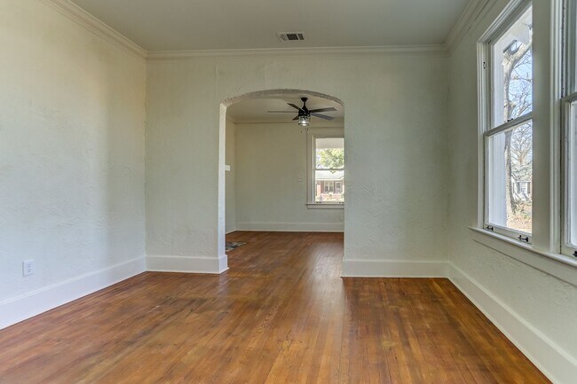 Building Photo - Beautiful 4-Bedroom Home in Memphis – Spac...