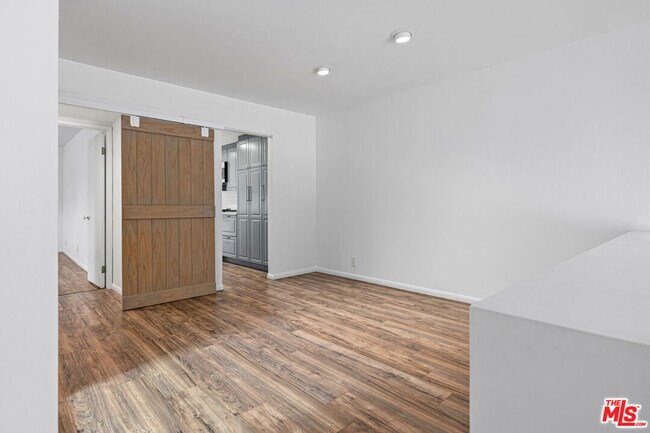 Building Photo - 17114 Palisades Cir