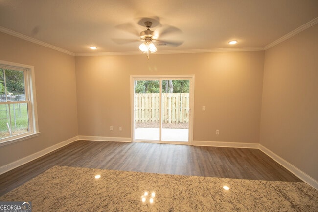 Building Photo - 142 Gentilly Rd