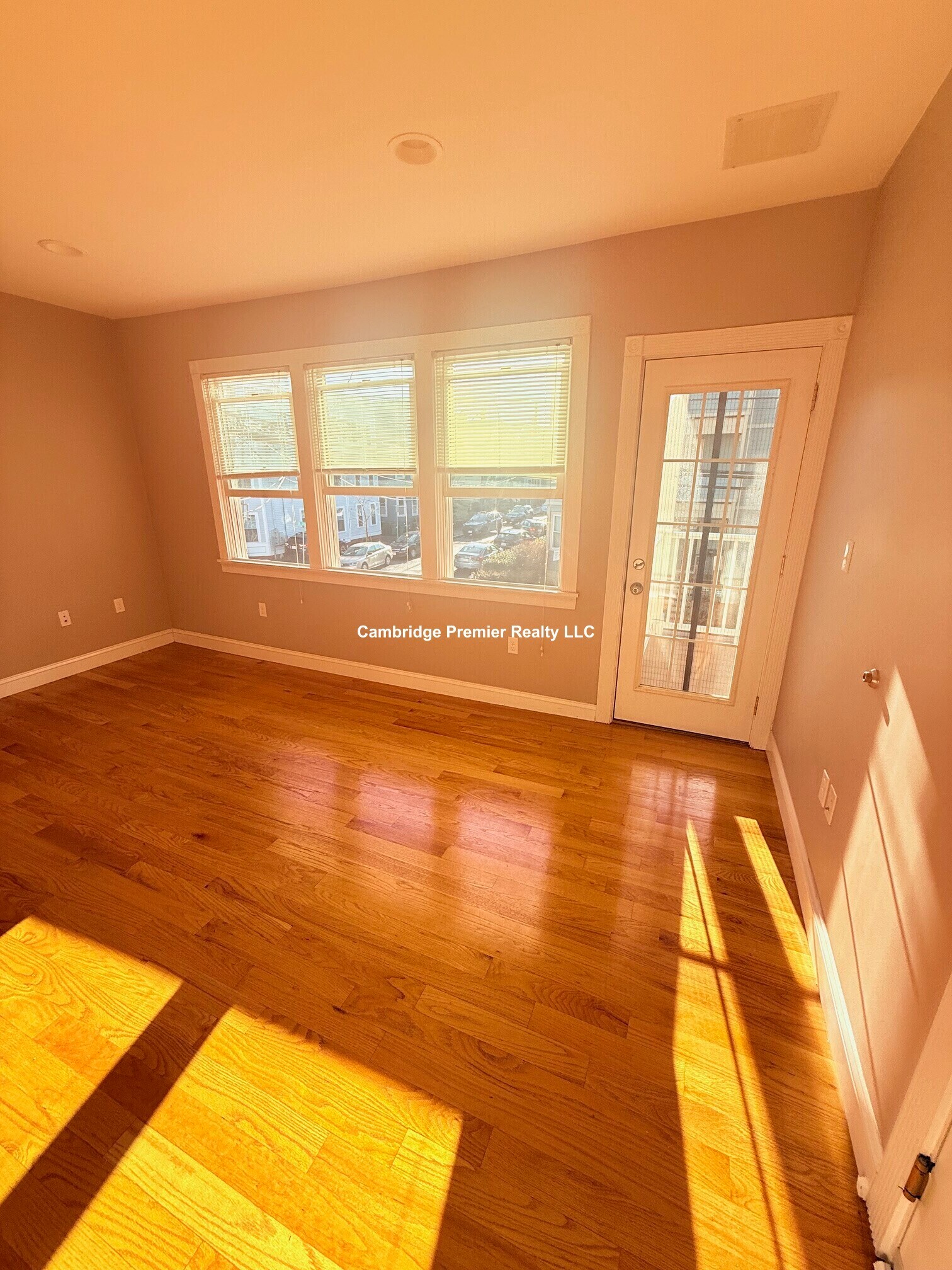 Building Photo - 89 Allston St