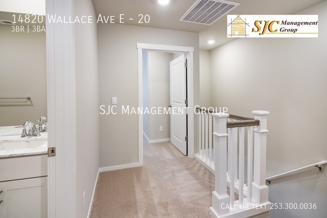 Building Photo - 14820 Wallace Ave E