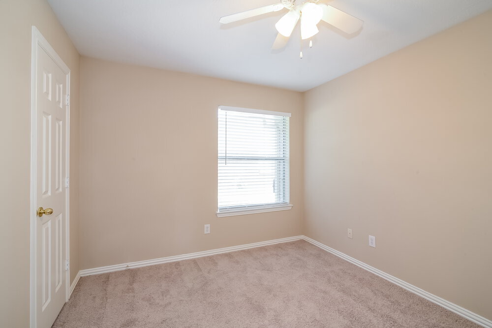 Building Photo - 11 Crest Gate