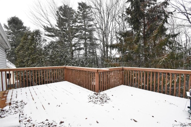 Building Photo - 22 Winslow Pl