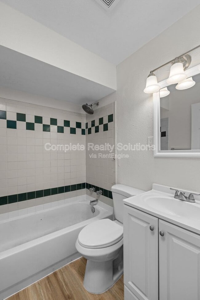 Building Photo - 9604 Colony Dr