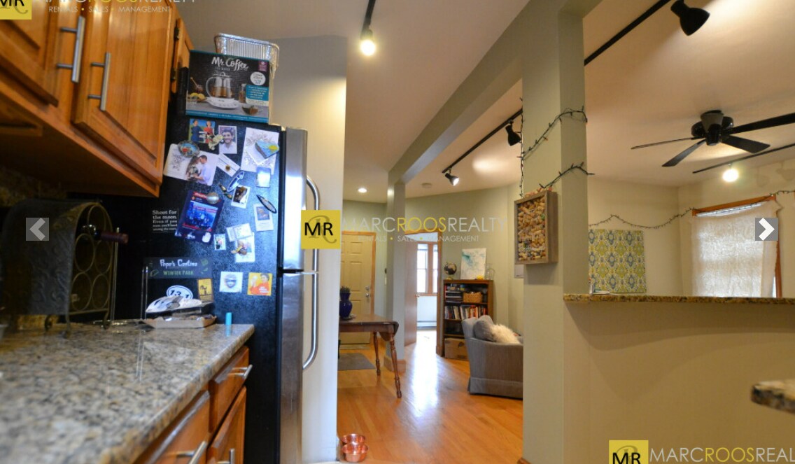 Building Photo - 77 Easton St