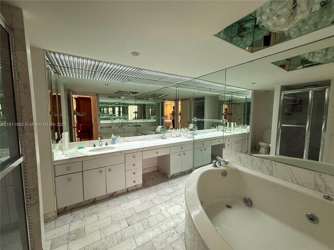 Building Photo - 19667 Turnberry Way