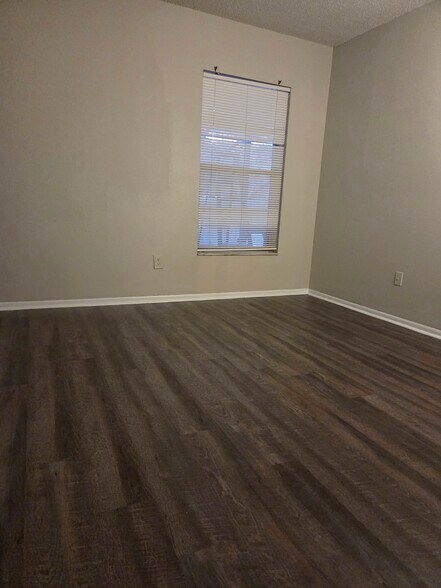 Building Photo - 4031 Tumble Wood Trl