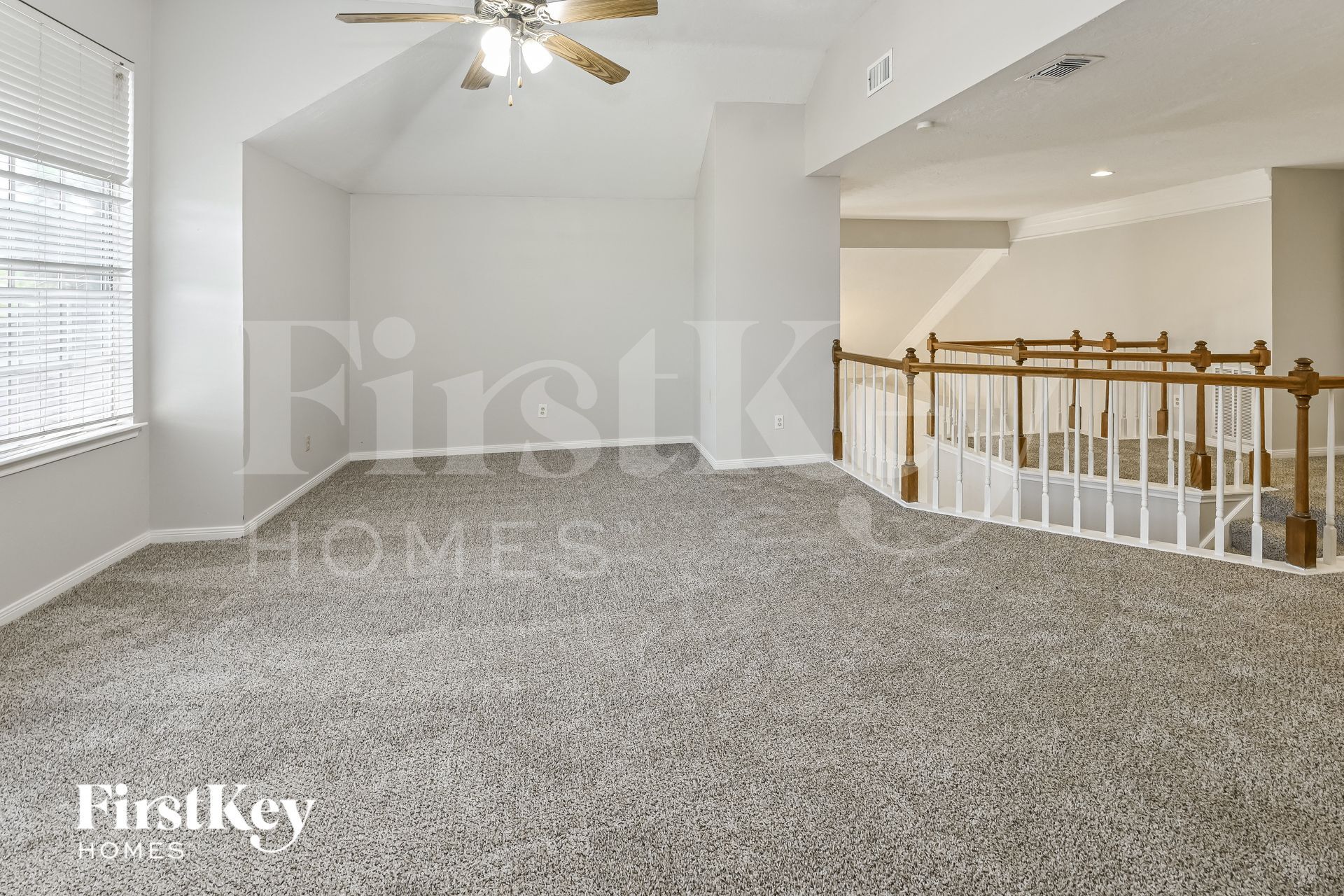 Building Photo - 15966 Oak Mountain Dr