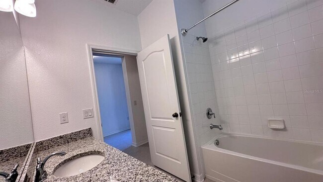 Building Photo - 3331 Forton Dr