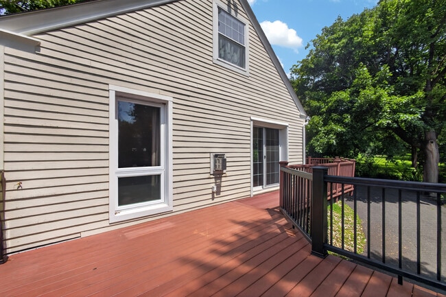 Building Photo - 1164 E Schuylkill Rd