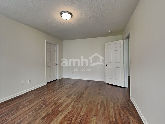 Building Photo - 181 Tudor Downs Rd